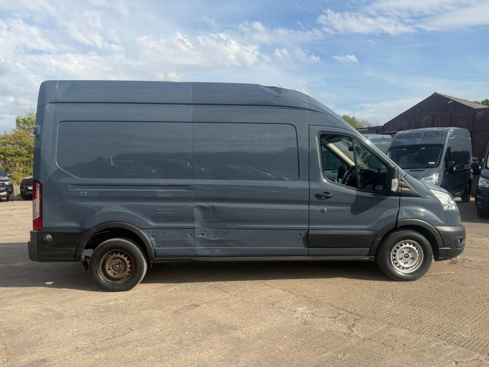 2021 Ford Transit 2.0 350 EcoBlue Trend FWD L3 H3 Euro 6 (s/s) 5dr - Thumbnail 8