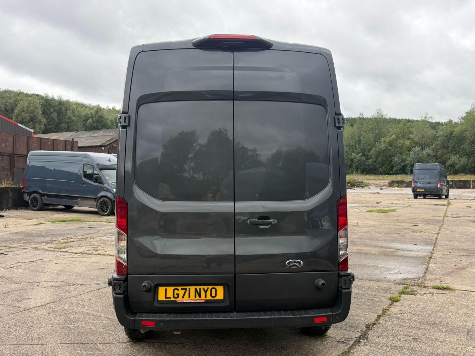 2021 Ford Transit 2.0 350 EcoBlue Trend FWD L3 H3 Euro 6 (s/s) 5dr - Thumbnail 6