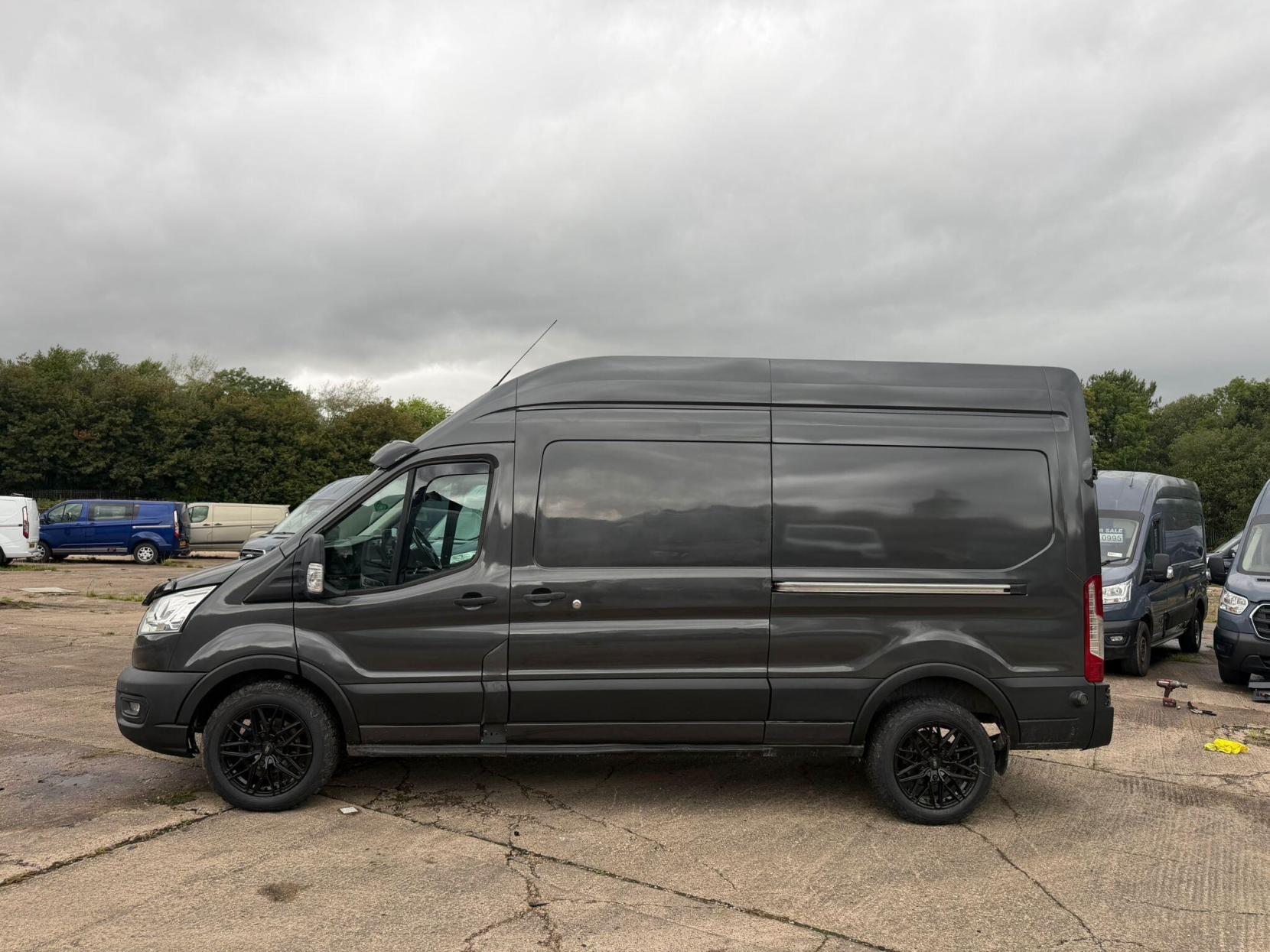 2021 Ford Transit 2.0 350 EcoBlue Trend FWD L3 H3 Euro 6 (s/s) 5dr - Thumbnail 4