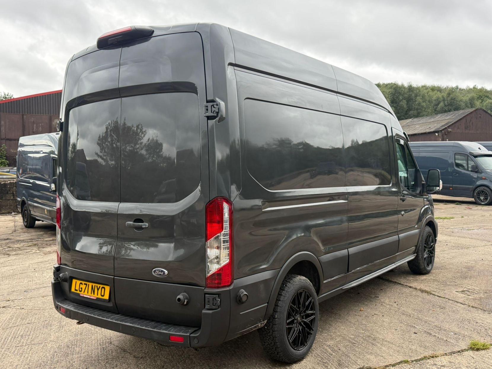 2021 Ford Transit 2.0 350 EcoBlue Trend FWD L3 H3 Euro 6 (s/s) 5dr - Thumbnail 7
