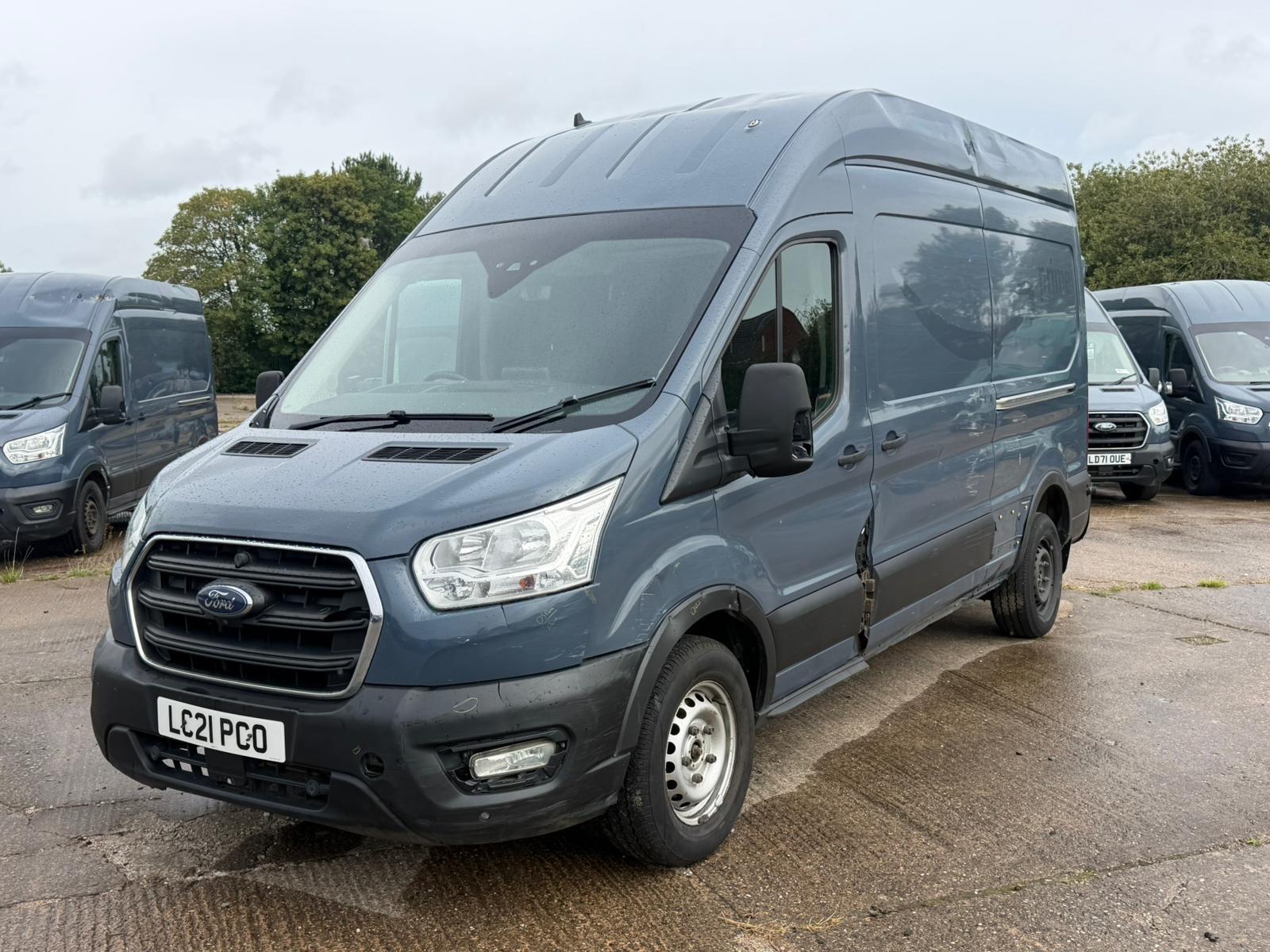 2021 Ford Transit 2.0 350 EcoBlue Trend FWD L3 H3 Euro 6 (s/s) 5dr - Thumbnail 3