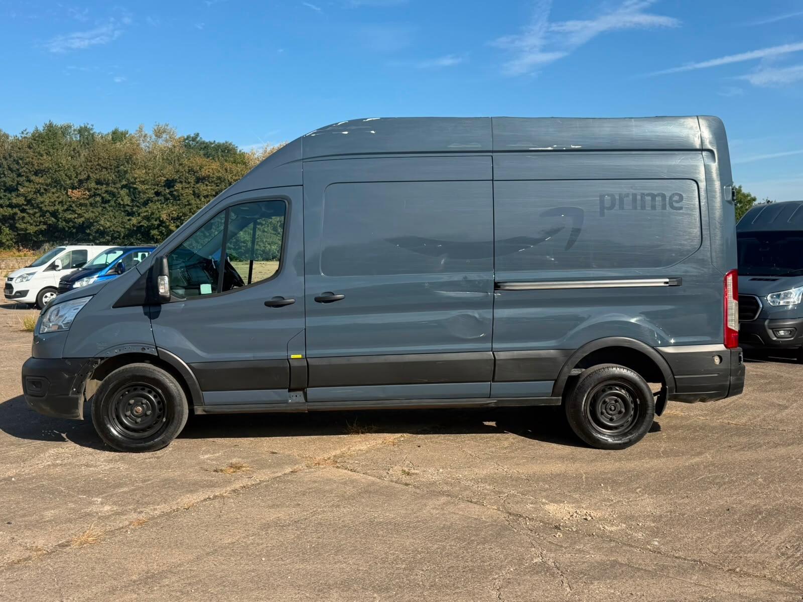 2021 Ford Transit 2.0 350 EcoBlue Trend FWD L3 H3 Euro 6 (s/s) 5dr - Thumbnail 4