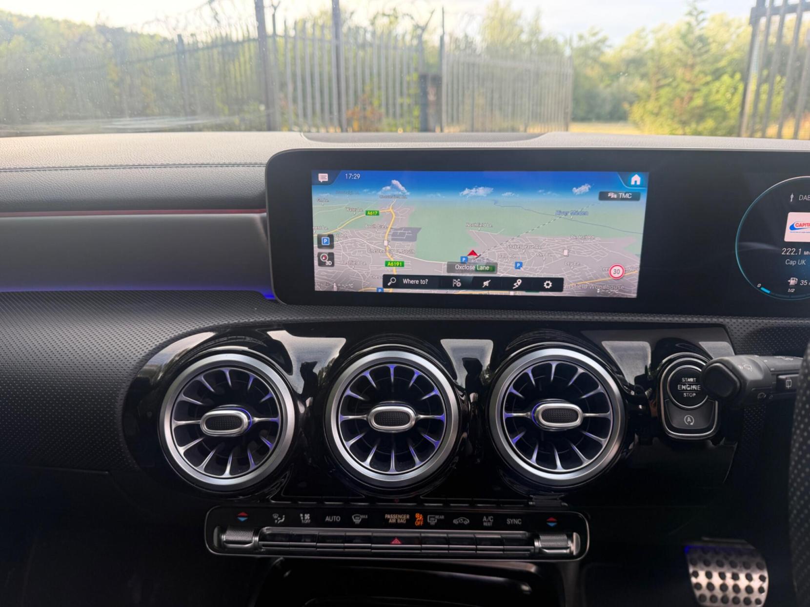 2019 Mercedes-Benz A Class 2.0 A35 AMG (Premium Plus) SpdS DCT 4MATIC Euro 6 (s/s) 5dr - Thumbnail 13