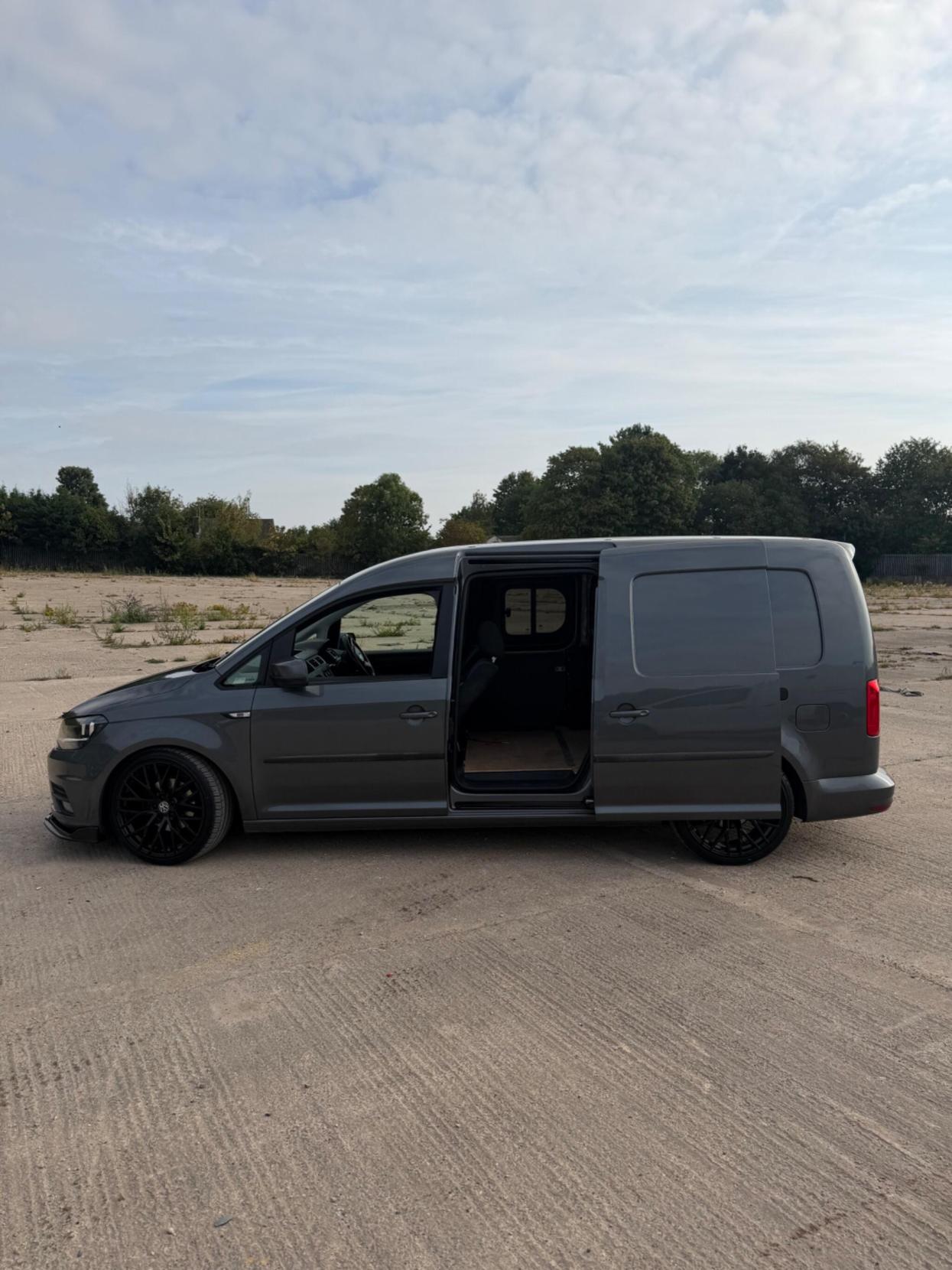 2020 Volkswagen Caddy Maxi 2.0 TDI C20 Highline Panel Van 6dr Diesel Manual LWB Euro 6 (s/s) (102 ps) - Thumbnail 5