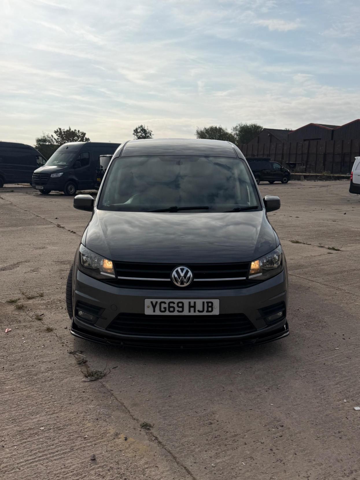 2020 Volkswagen Caddy Maxi 2.0 TDI C20 Highline Panel Van 6dr Diesel Manual LWB Euro 6 (s/s) (102 ps) - Thumbnail 2