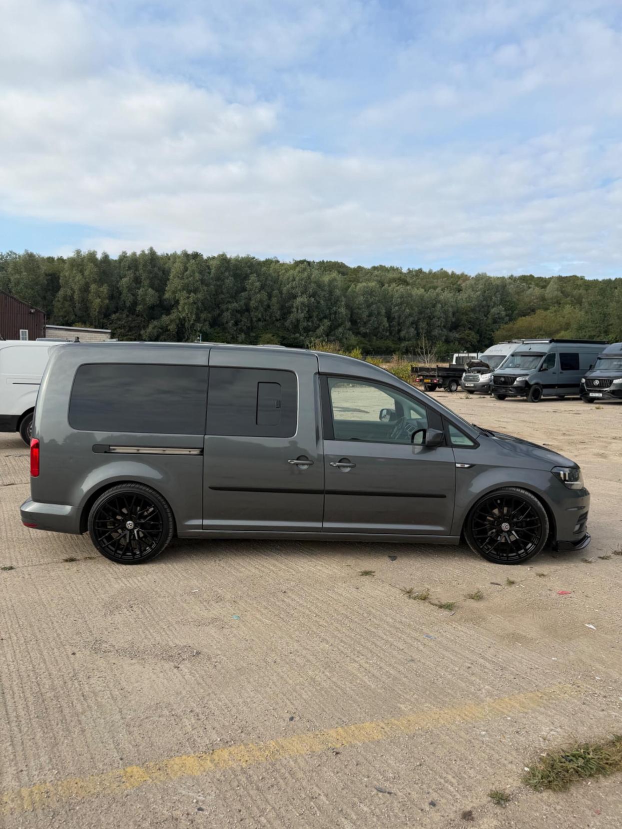 2020 Volkswagen Caddy Maxi 2.0 TDI C20 Highline Panel Van 6dr Diesel Manual LWB Euro 6 (s/s) (102 ps) - Thumbnail 9