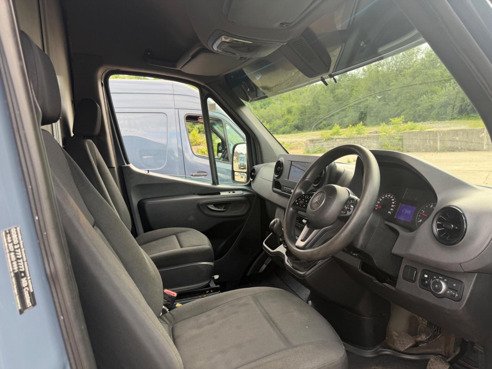 2020 Mercedes-Benz Sprinter 2.1 314 CDI FWD L2 H2 Euro 6 (s/s) 5dr - Thumbnail 9