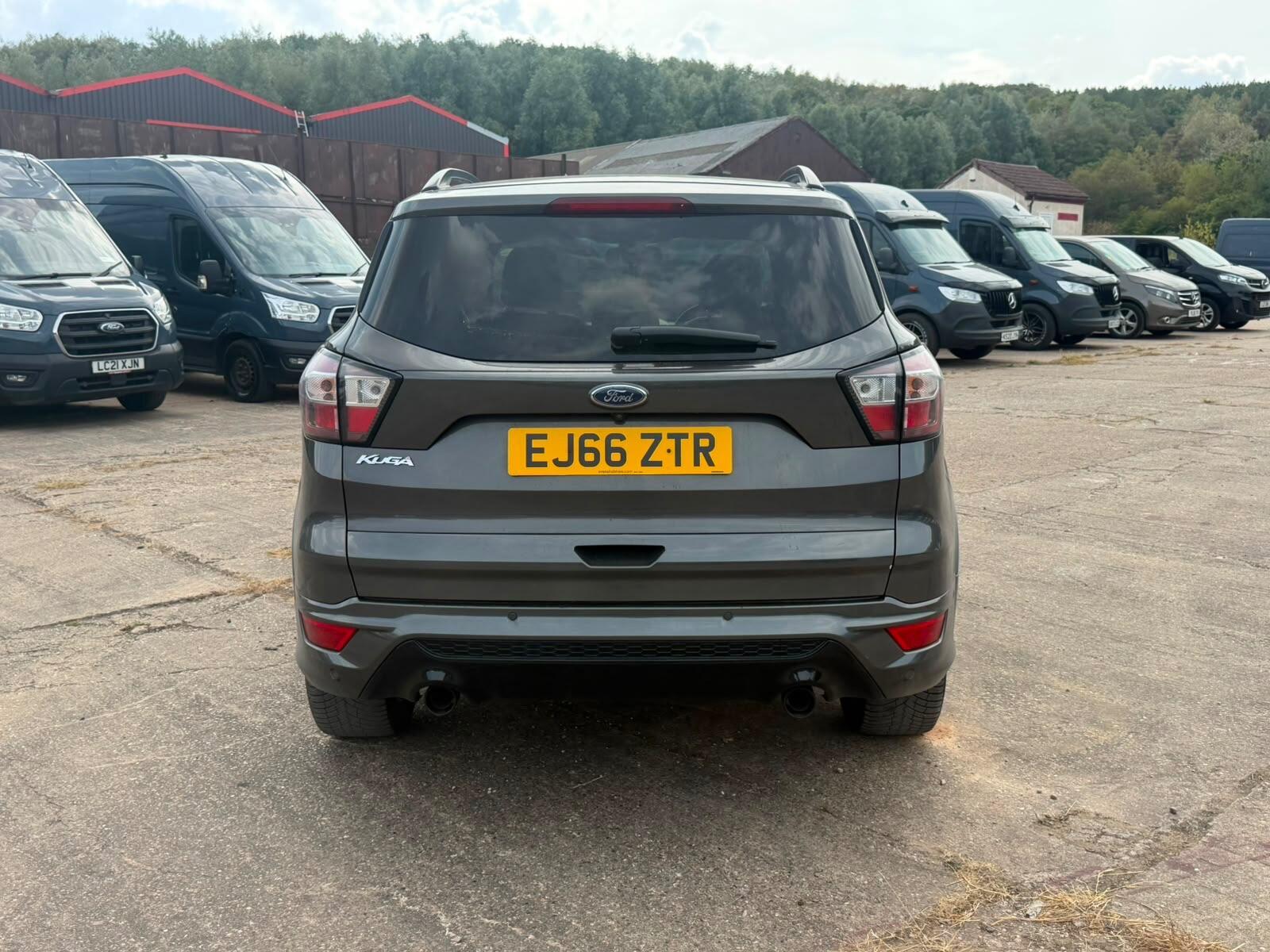 2016 Ford Kuga 2.0 TDCi EcoBlue ST-Line AWD Euro 6 (s/s) 5dr - Thumbnail 6