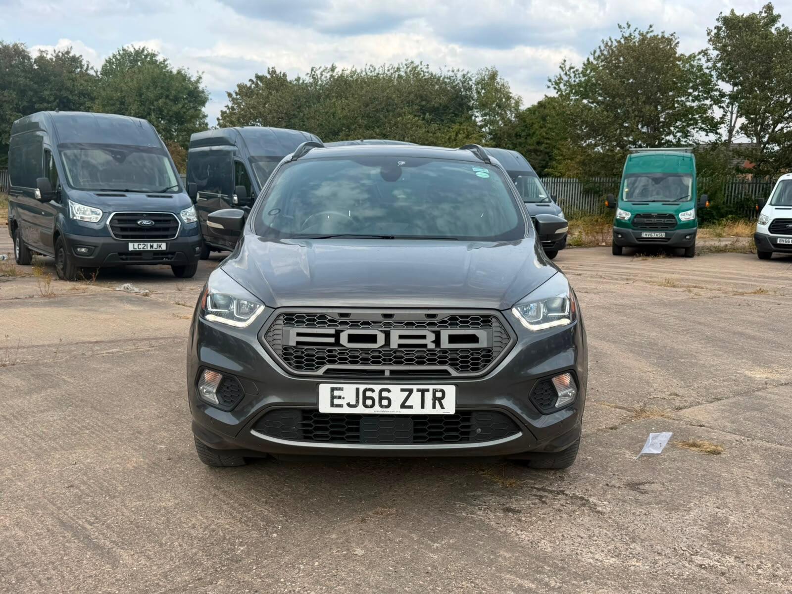 2016 Ford Kuga 2.0 TDCi EcoBlue ST-Line AWD Euro 6 (s/s) 5dr - Thumbnail 2