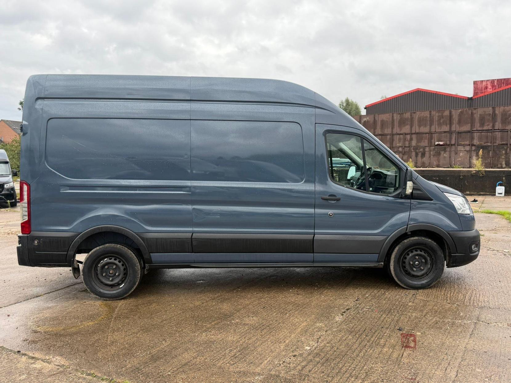 2021 Ford Transit 2.0 350 EcoBlue Trend FWD L3 H3 Euro 6 (s/s) 5dr - Thumbnail 8