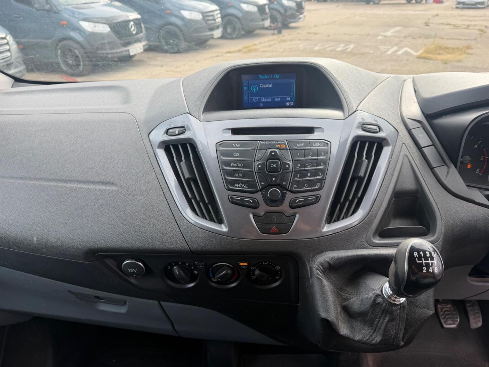 2017 Ford Transit Custom 2.0 TDCi 310 Limited L1 H1 5dr - Thumbnail 12