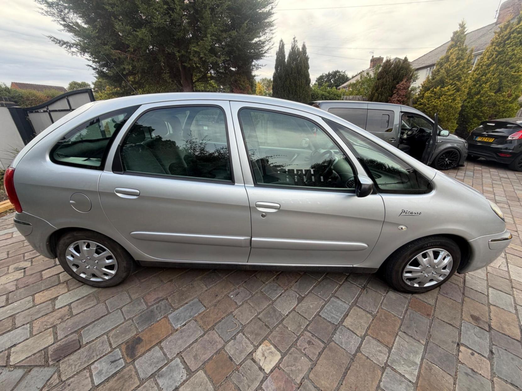 2006 Citroen Xsara Picasso 1.6i 16V Desire MPV 5dr Petrol Manual (172 g/km, 110 bhp) - Thumbnail 8