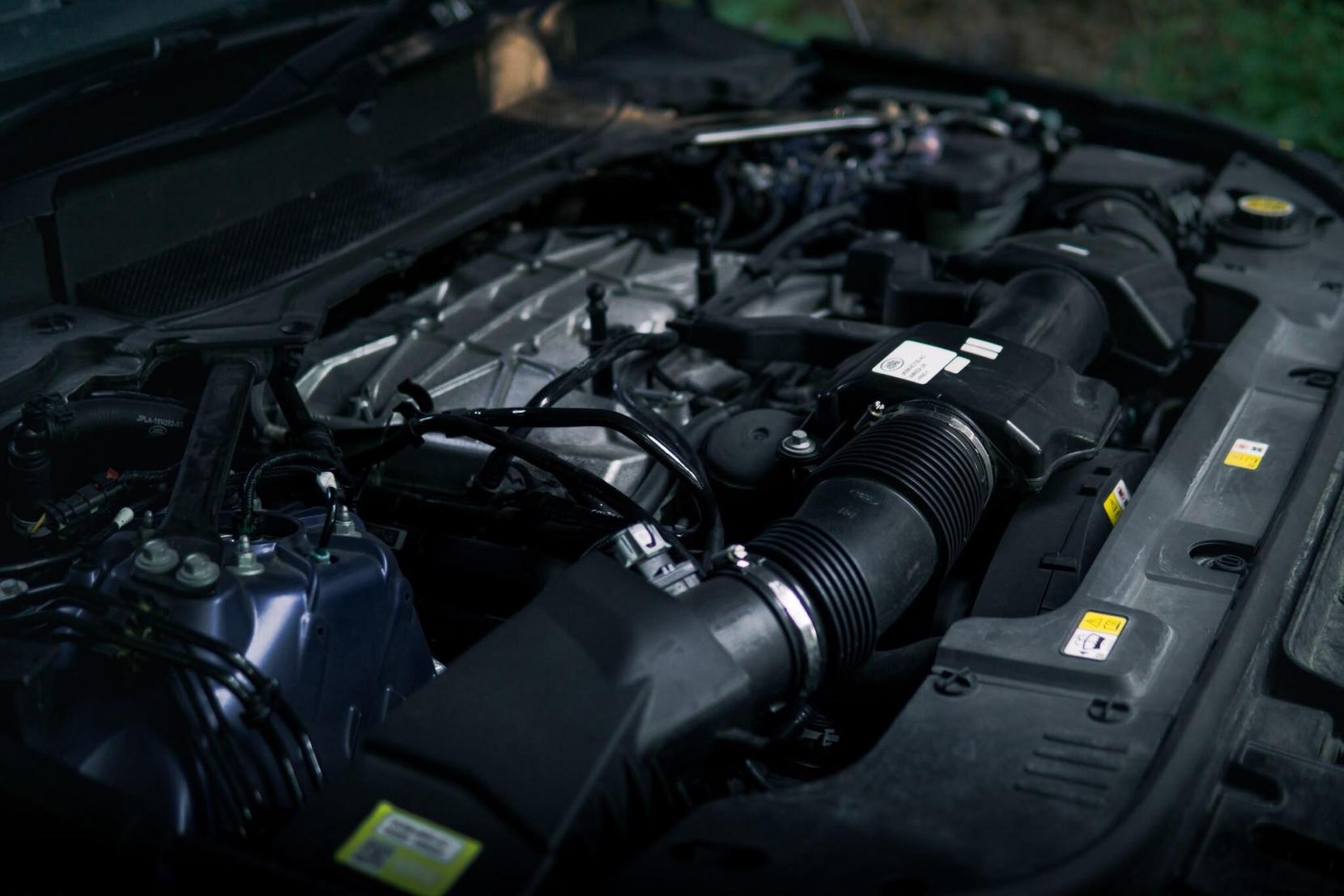 2020 Land Rover Range Rover Sport 5.0 P575 V8 SVR Auto 4WD Euro 6 (s/s) 5dr - Thumbnail 29