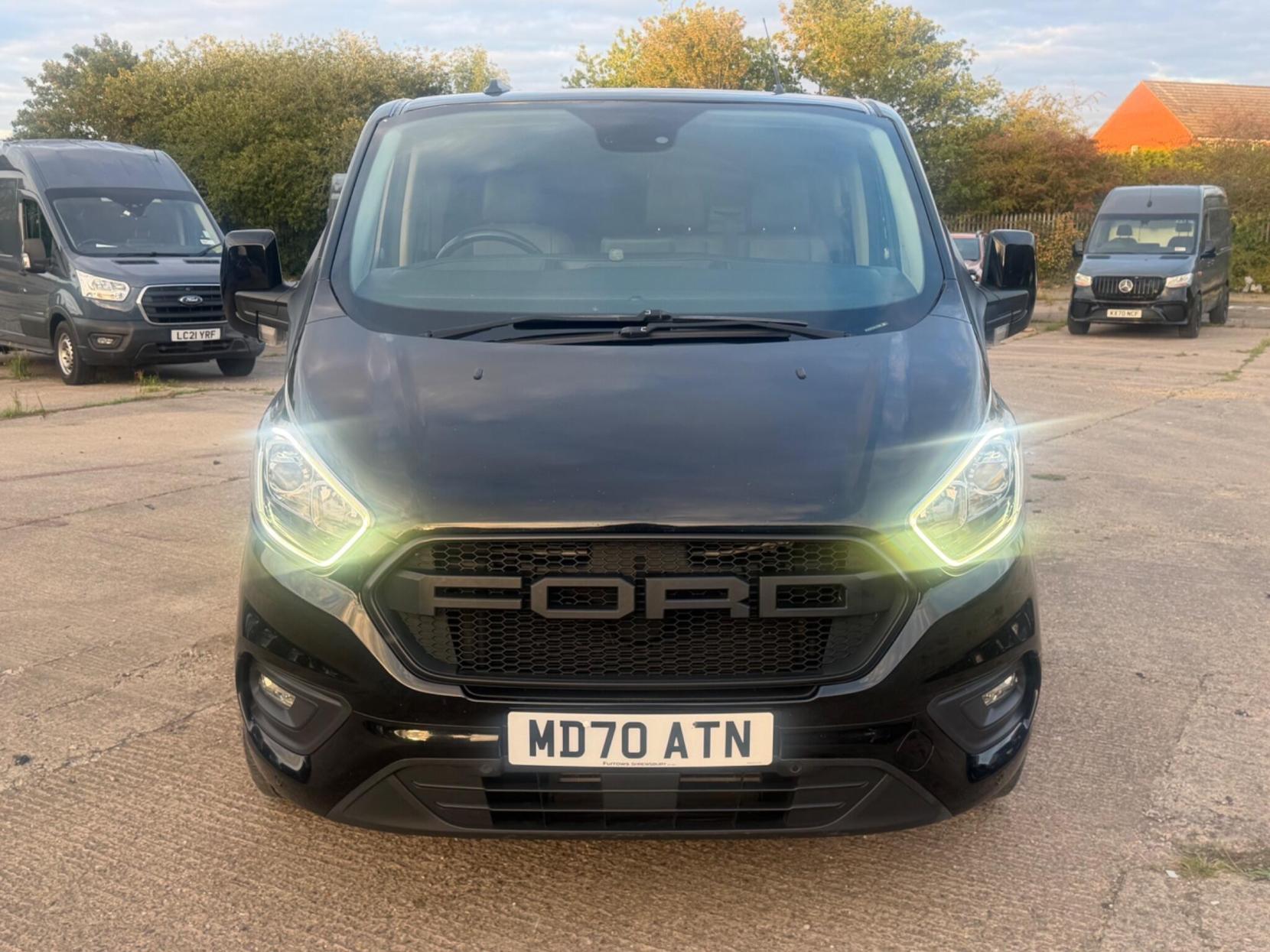 2021 Ford Transit Custom 2.0 320 EcoBlue Limited Crew Van Auto L2 H1 Euro 6 (s/s) 5dr - Thumbnail 2
