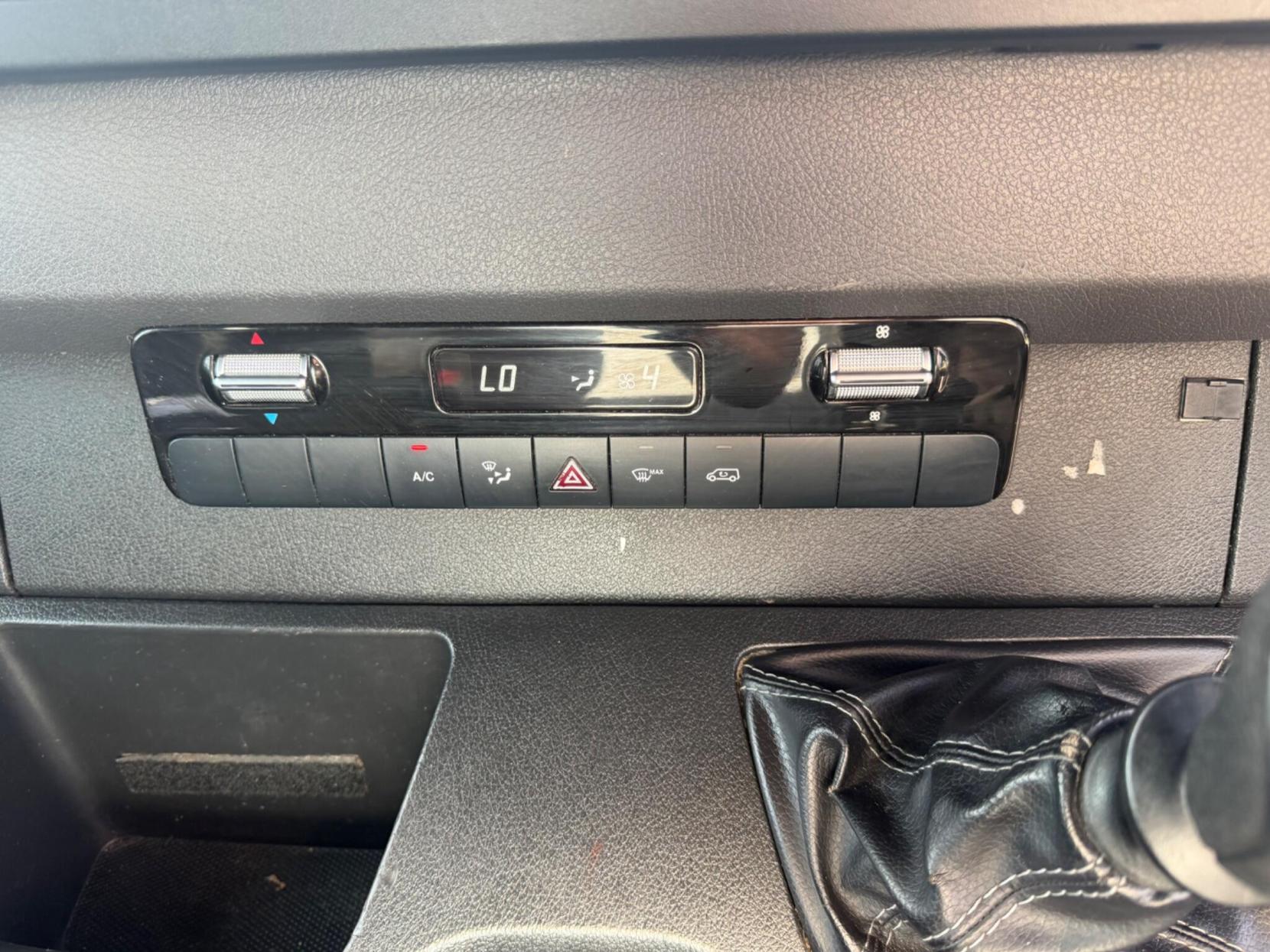 2020 Mercedes-Benz Sprinter 2.1 314 CDI FWD L2 H2 Euro 6 (s/s) 5dr - Thumbnail 14