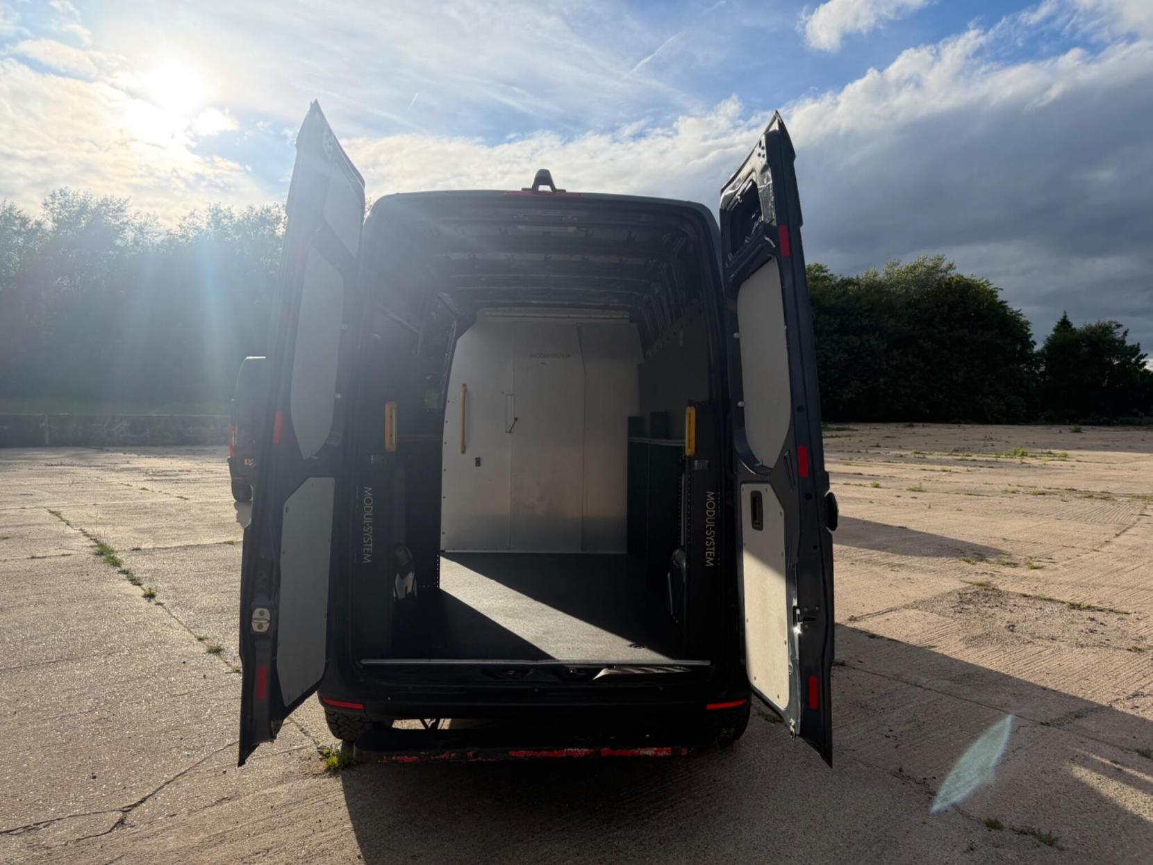 2020 Mercedes-Benz Sprinter 2.1 314 CDI FWD L2 H2 Euro 6 (s/s) 5dr - Thumbnail 16
