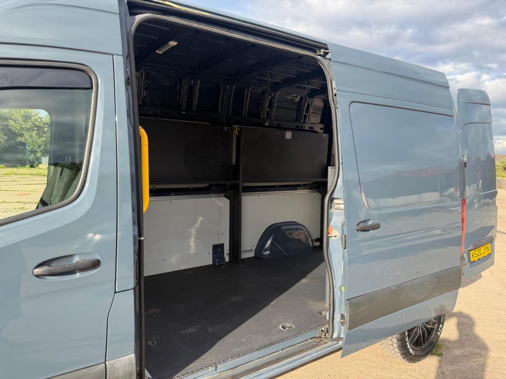 2020 Mercedes-Benz Sprinter 2.1 314 CDI FWD L2 H2 Euro 6 (s/s) 5dr - Thumbnail 15