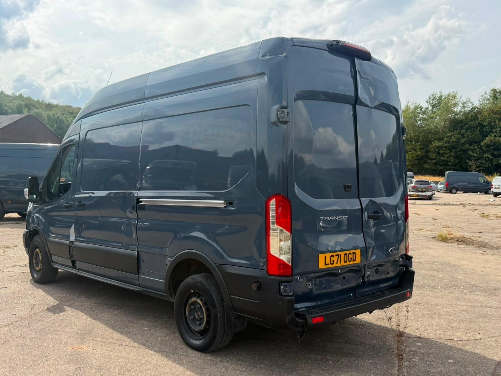 2021 Ford Transit 2.0 350 EcoBlue Trend FWD L3 H3 Euro 6 (s/s) 5dr - Thumbnail 5