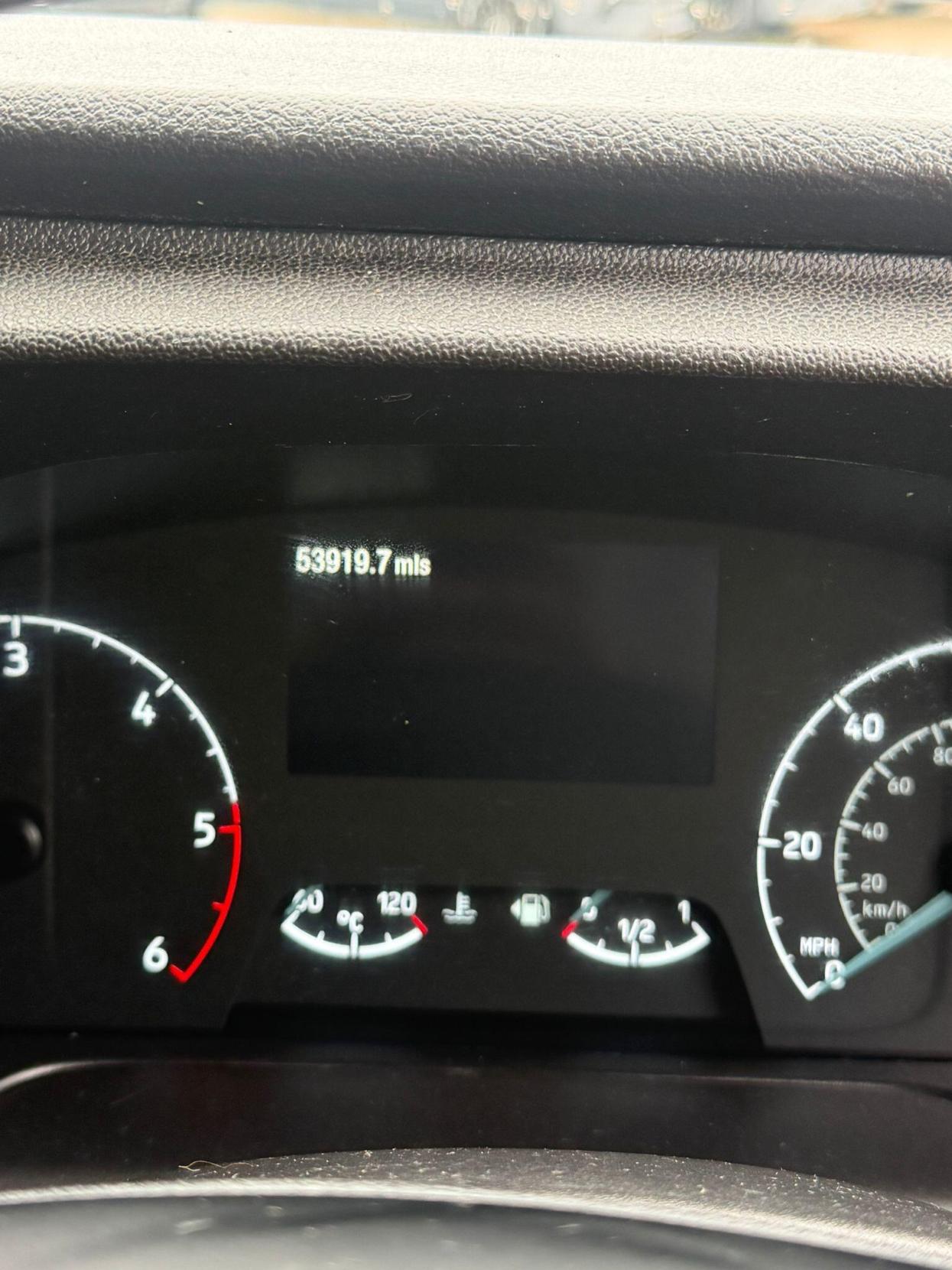 2021 Ford Transit 2.0 350 EcoBlue Trend FWD L3 H3 Euro 6 (s/s) 5dr - Thumbnail 10