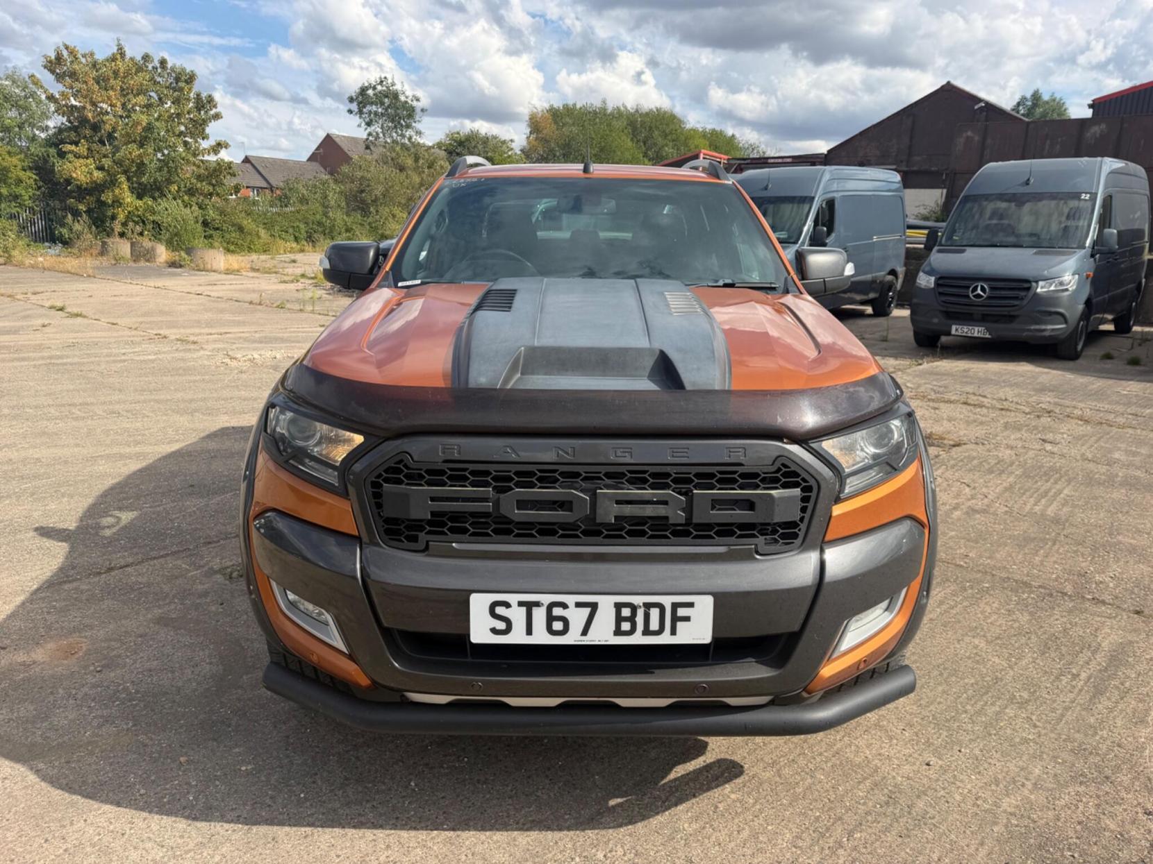 2017 Ford Ranger 3.2 TDCi Wildtrak 4WD Euro 5 (s/s) 4dr - Thumbnail 2