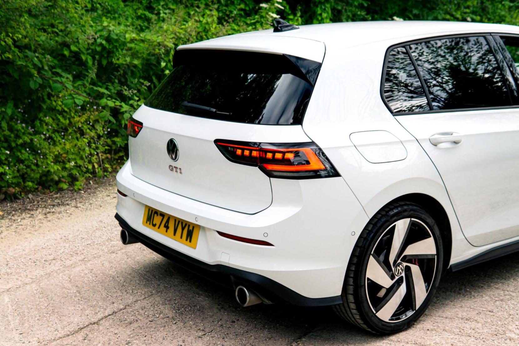 2025 Volkswagen Golf 2.0 TSI GTI DSG Euro 6 (s/s) 5dr - Thumbnail 8