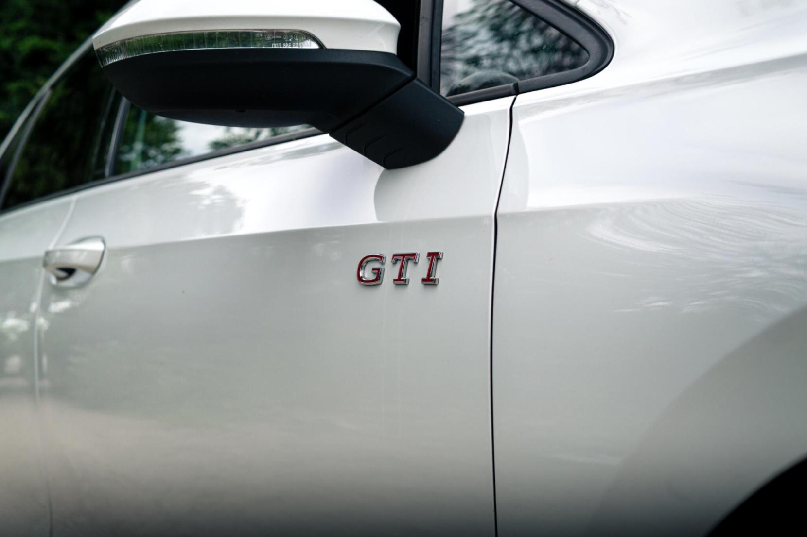 2025 Volkswagen Golf 2.0 TSI GTI DSG Euro 6 (s/s) 5dr - Thumbnail 28
