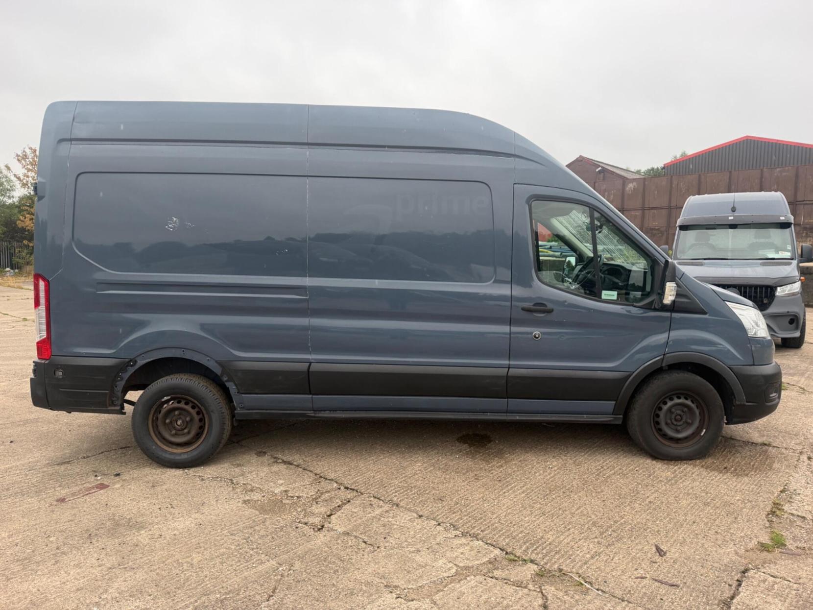 2021 Ford Transit 2.0 350 EcoBlue Trend FWD L3 H3 Euro 6 (s/s) 5dr - Thumbnail 8