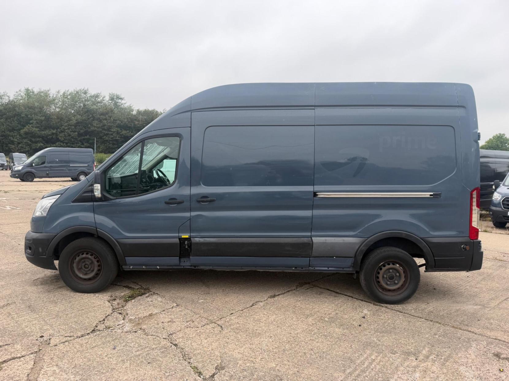 2021 Ford Transit 2.0 350 EcoBlue Trend FWD L3 H3 Euro 6 (s/s) 5dr - Thumbnail 4