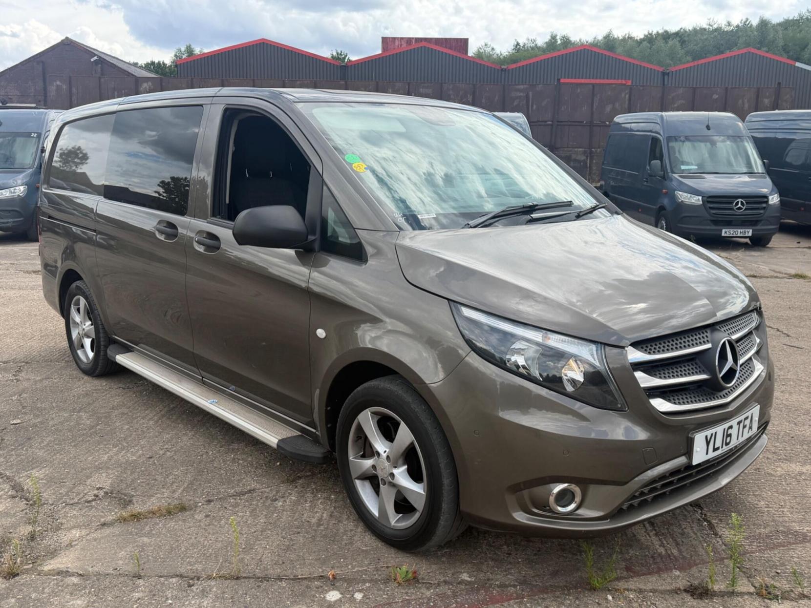 2016 Mercedes-Benz Vito 2.1 119 CDI BlueTEC Sport Crew Van G-Tronic+ RWD L2 Euro 6 (s/s) 5dr (LWB)